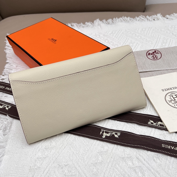 エルメス財布コピー背面デザイン